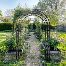 XXL Metal Garden Arch Lawn